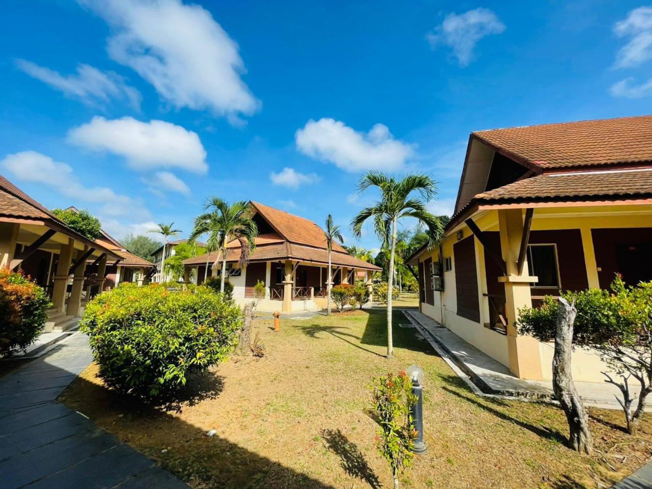 Rompin Beach Resorts Kuala Rompin Εξωτερικό φωτογραφία