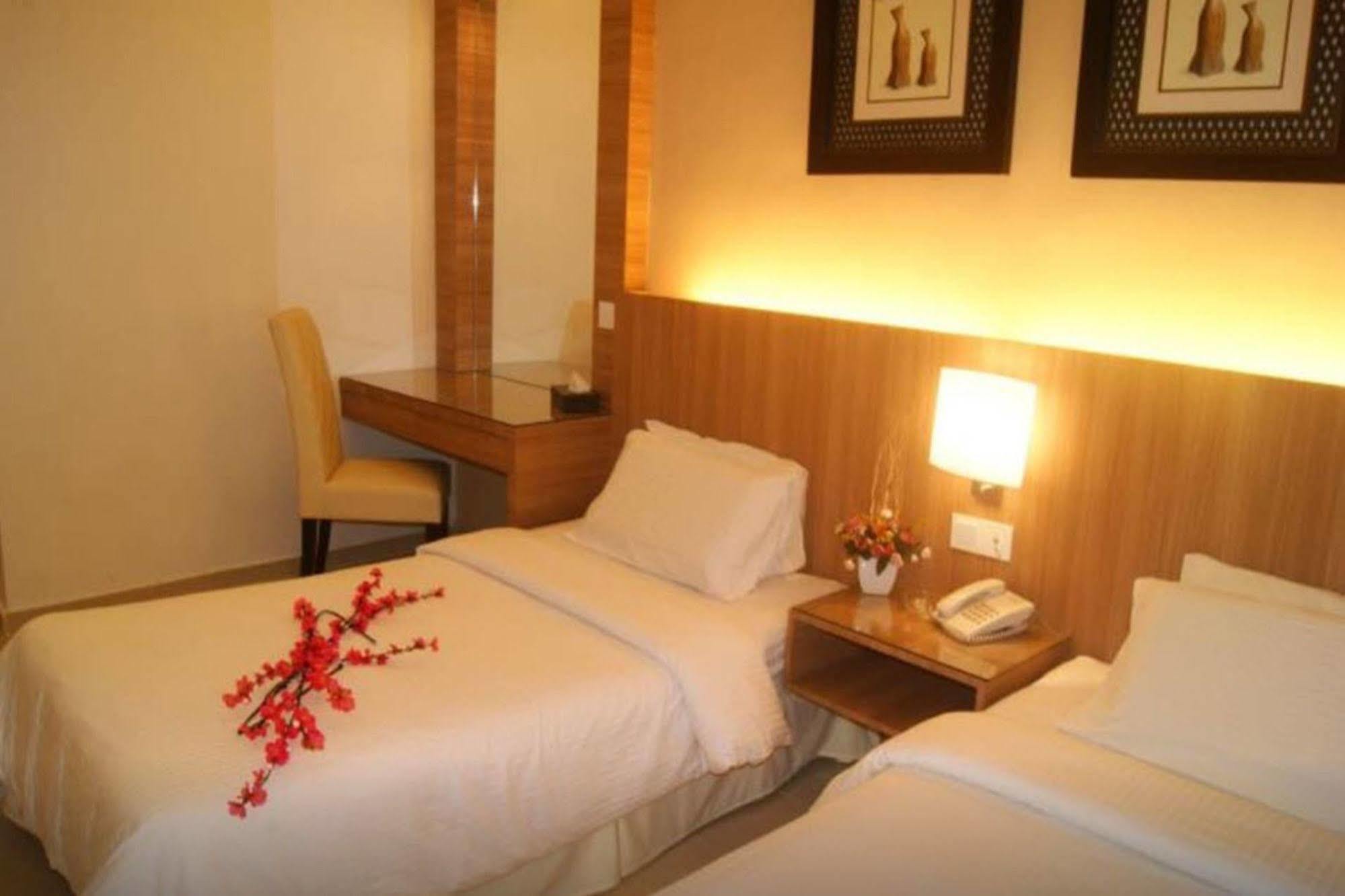 Rompin Beach Resorts Kuala Rompin Εξωτερικό φωτογραφία
