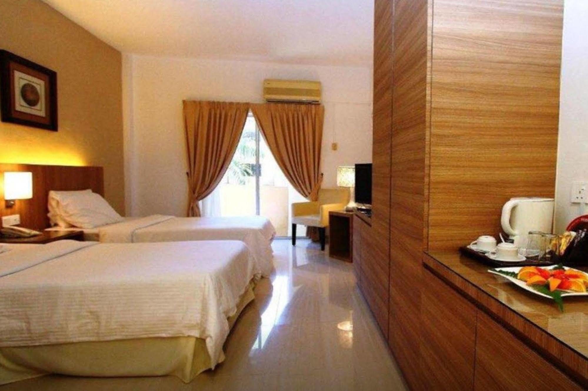 Rompin Beach Resorts Kuala Rompin Εξωτερικό φωτογραφία